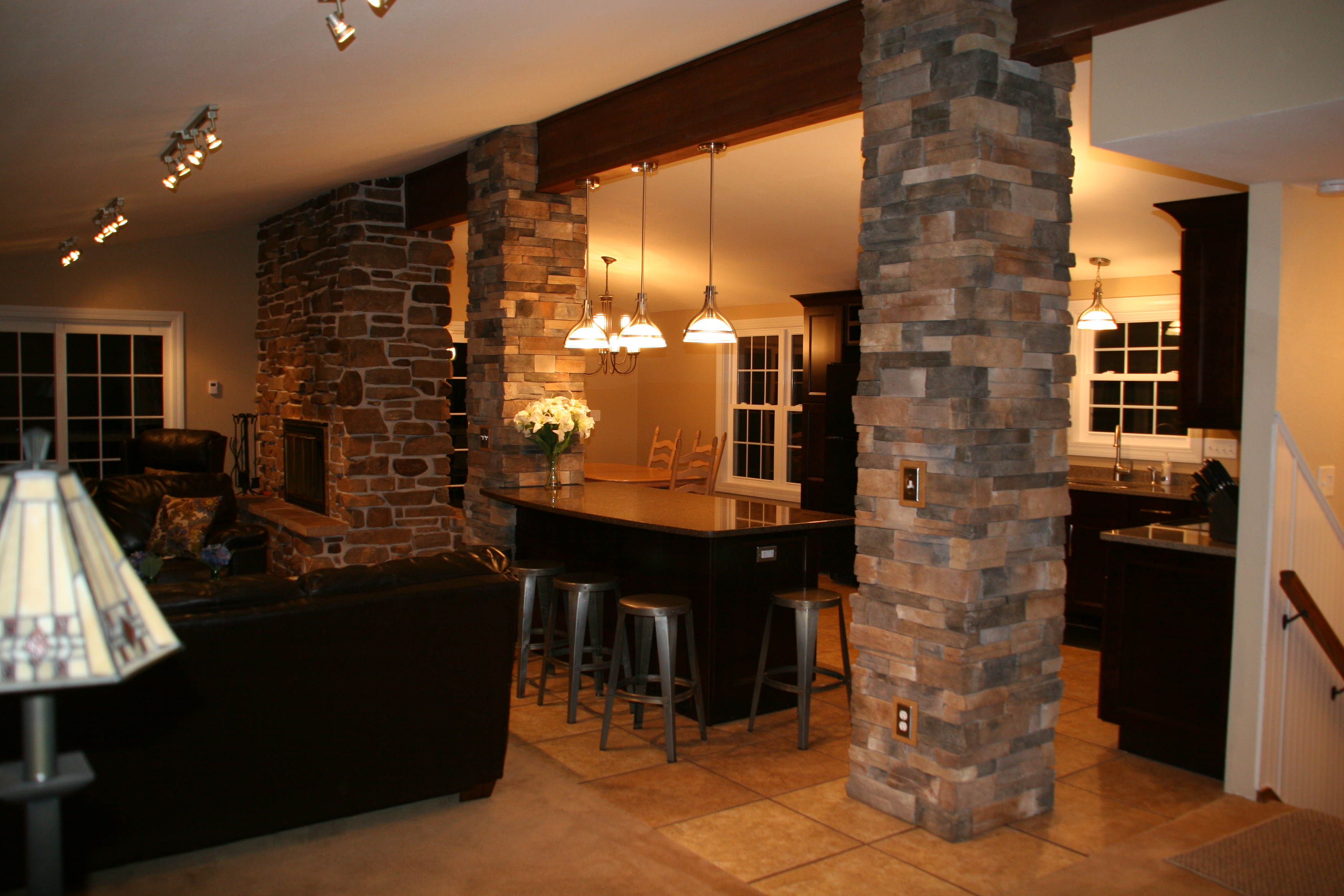 Open concept kitchen, dining and living area.