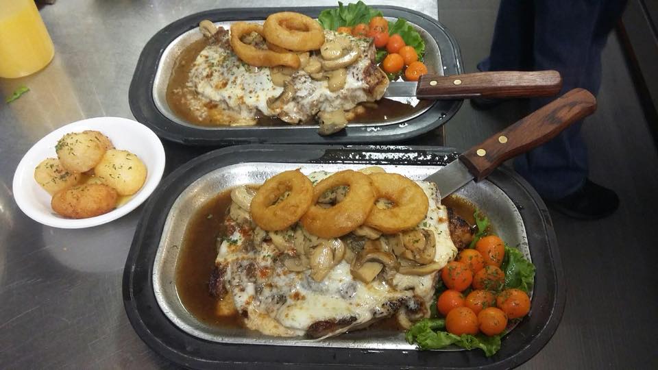 Wolff's River Inn Steak Dinners