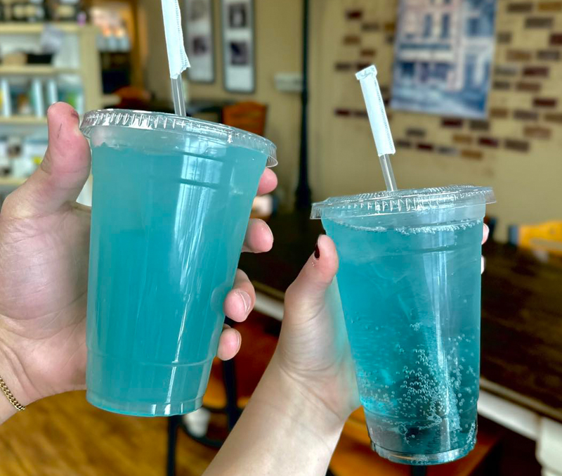 Enjoy teas, smoothies and more!