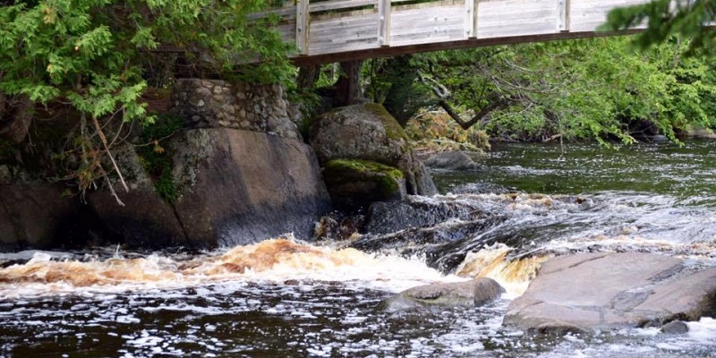 Four Foot Falls Travel Wisconsin