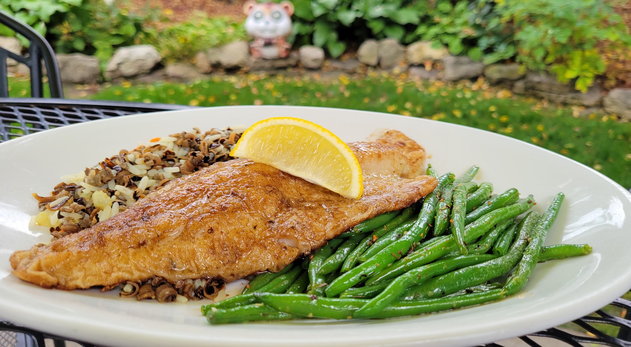 Welcome to Lucille's - enjoying fresh food every day!