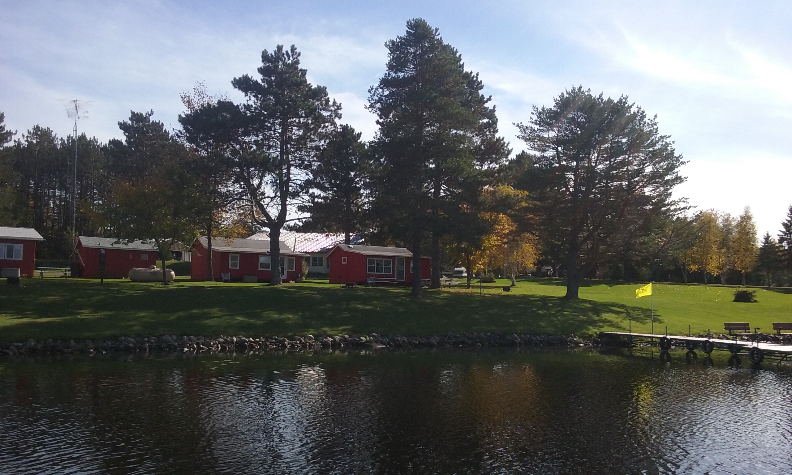 Loon Bay Resort-Lakeside-Cabins