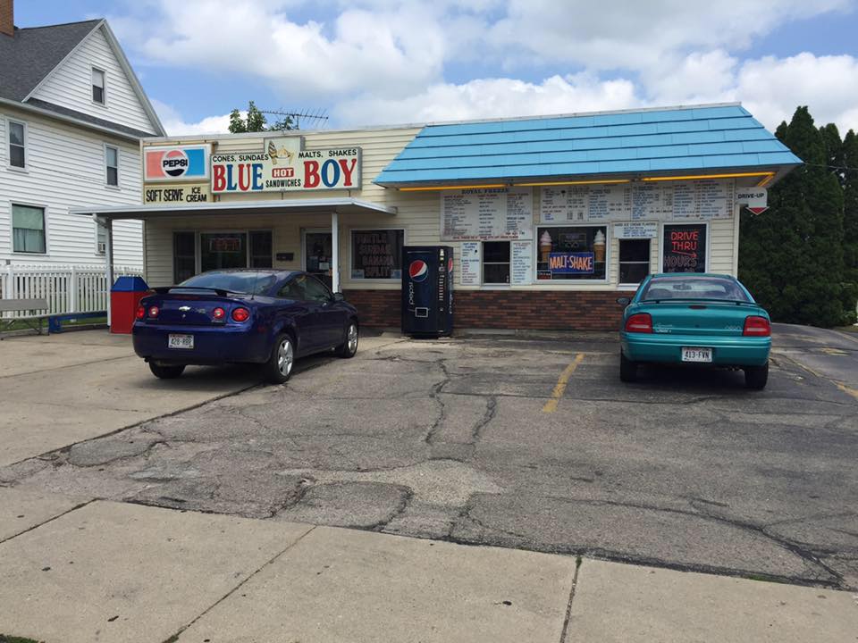 Blue Boy Dairy Treat Store Travel Wisconsin