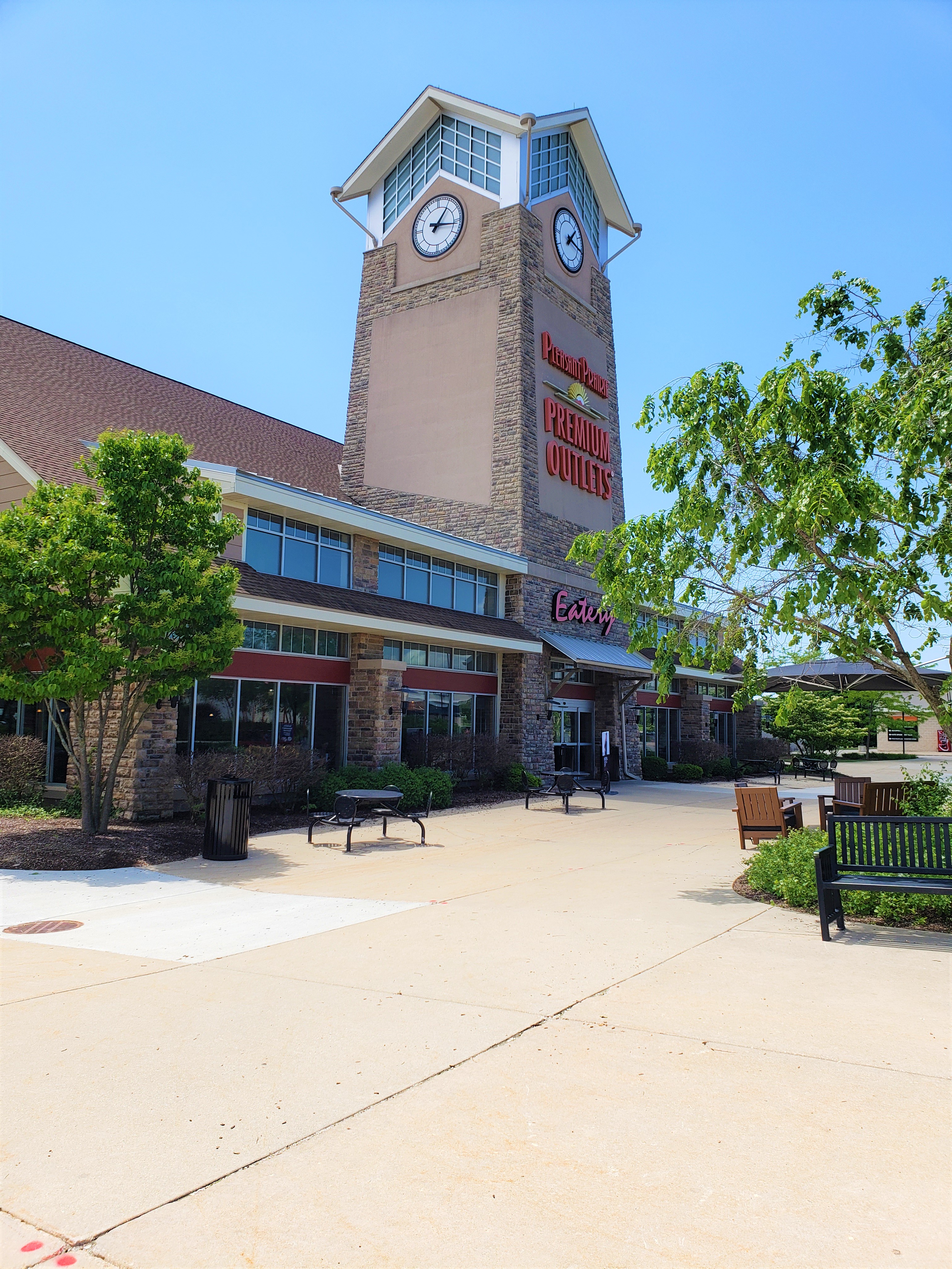 Pleasant Prairie Premium Outlets