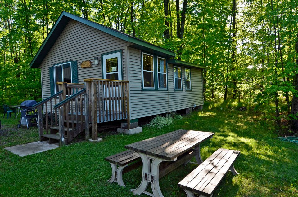 'Critter Cabin' our 2 bedroom with a nice screened porch