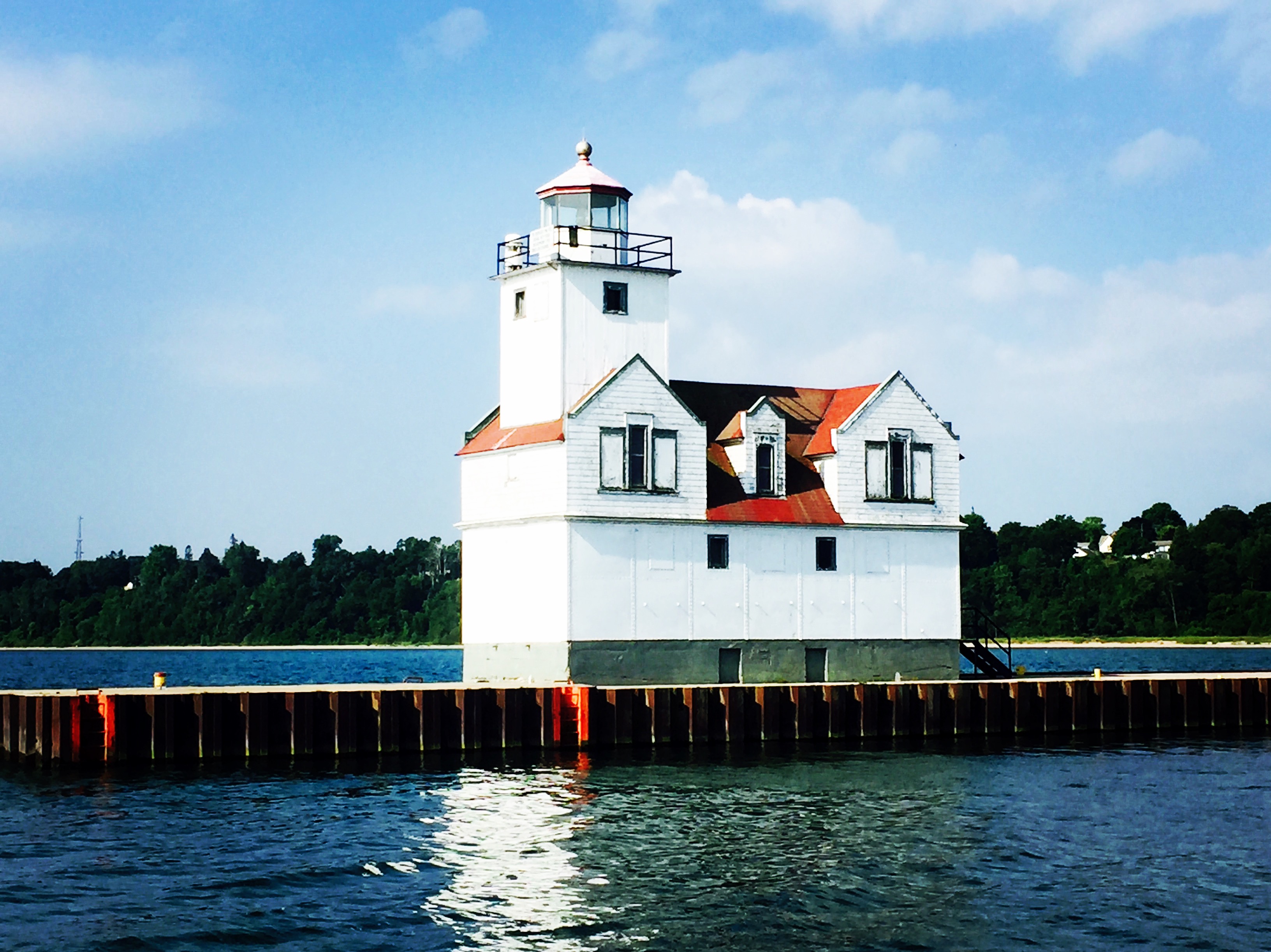 Kewaunee Pierhead Lighthouse