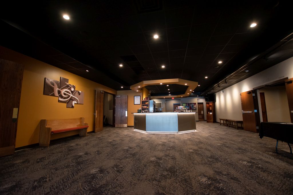 The Lobby is spacious with a snack bar. serving a menu similar to a movie theater.