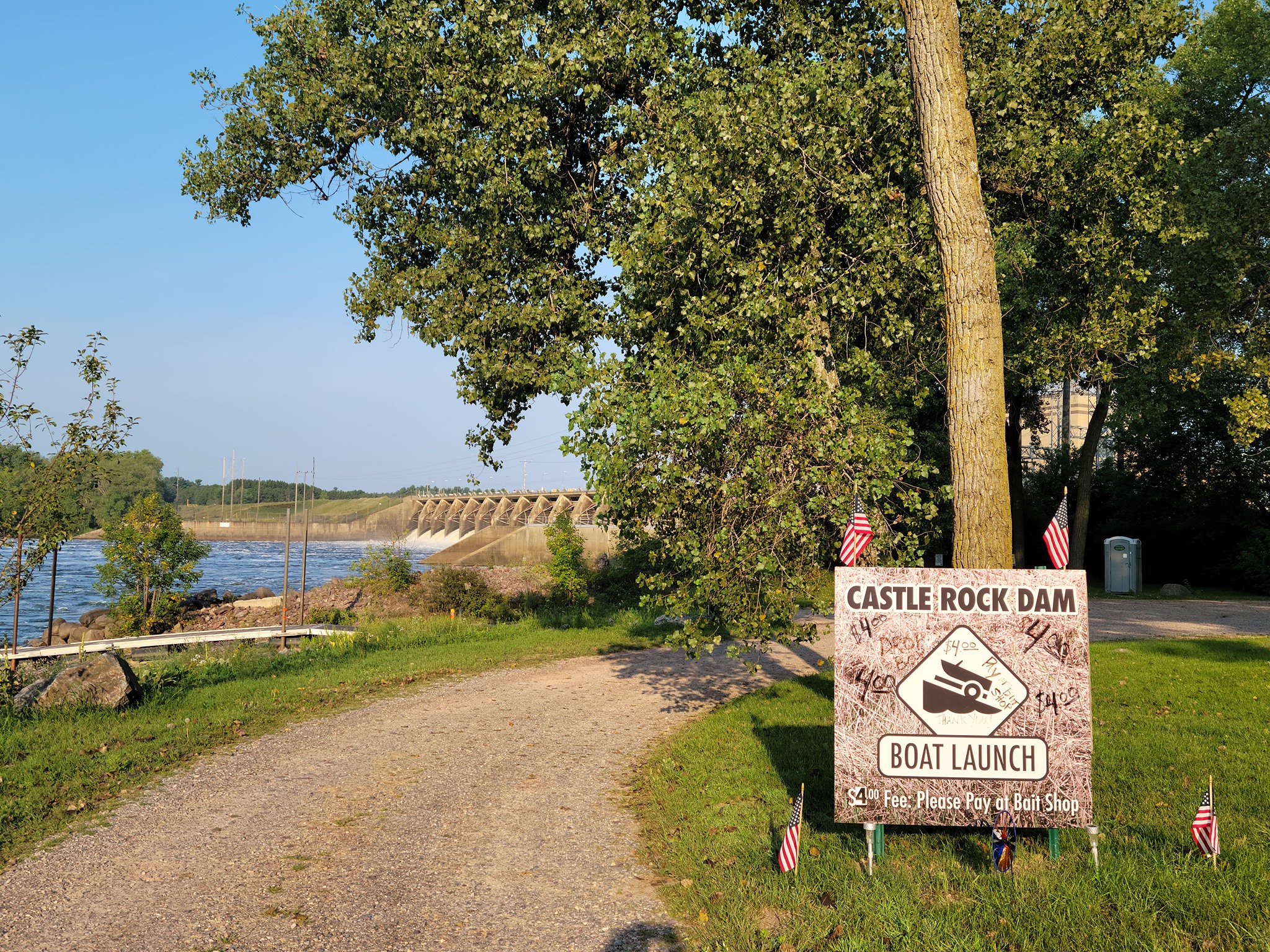 Castle Rock Dam Bait Shop Travel Wisconsin