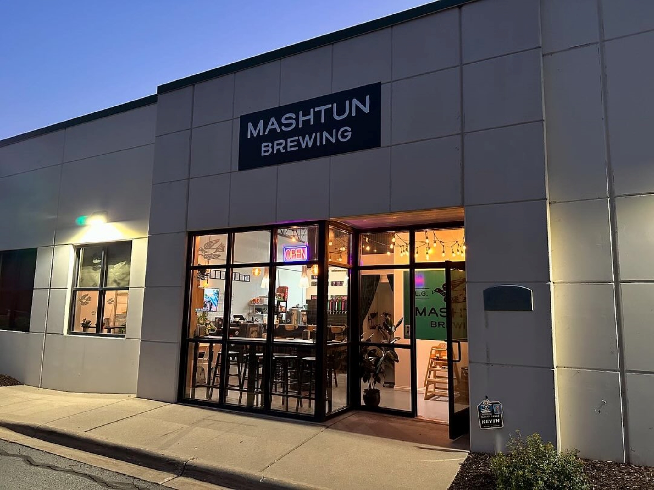 Entrance to Mashtun Brewing