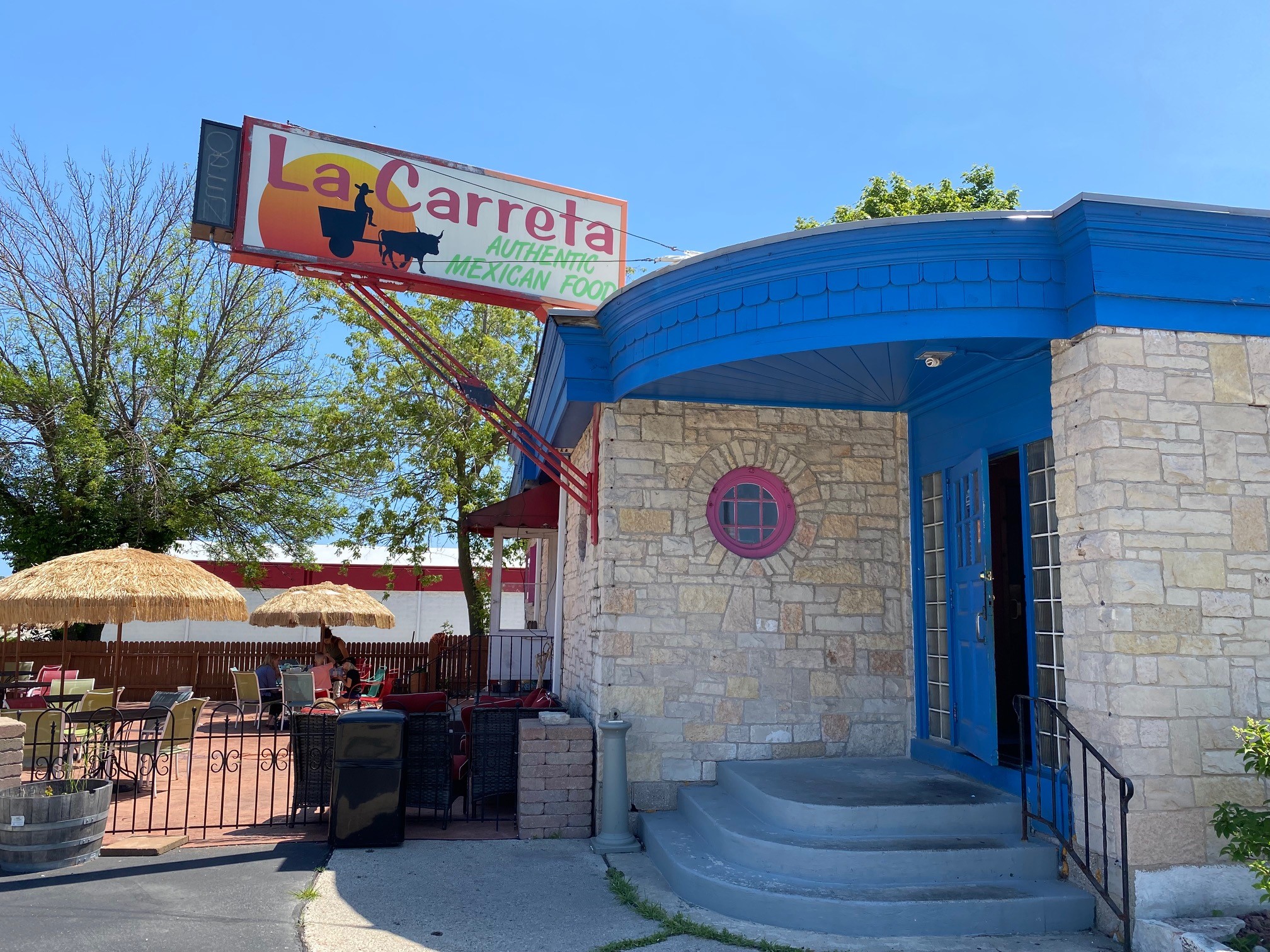 La Caretta storefront