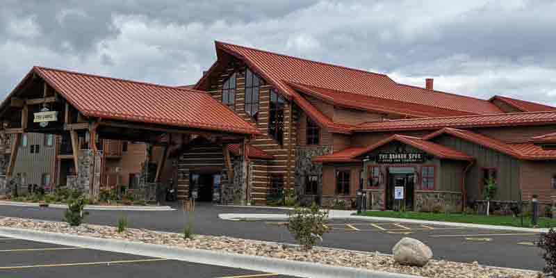 The Lodge At Mauston front entrance
