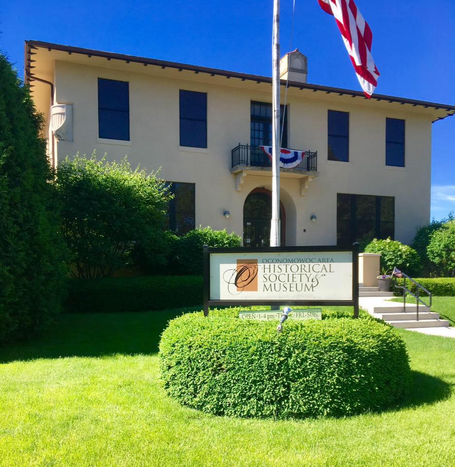 Entrance to the Oconomowoc Historical Society and Museum