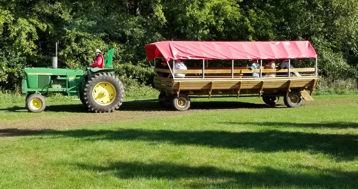 Creek Bed Farmacy Hayride