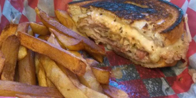 Montreal Smoked Meat Reuben &amp; fries