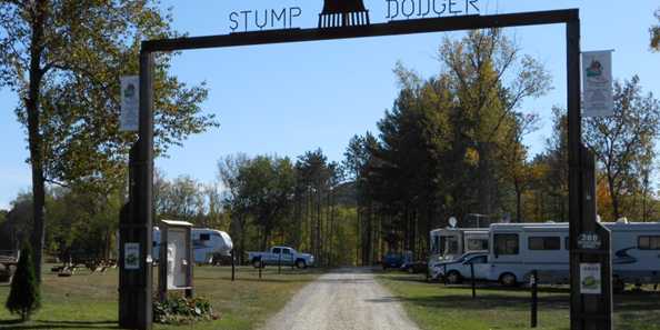Autumn entrance to KSD Campground