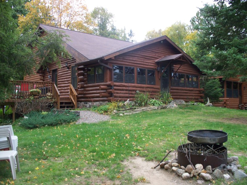 FV2 Exterior Lakeside