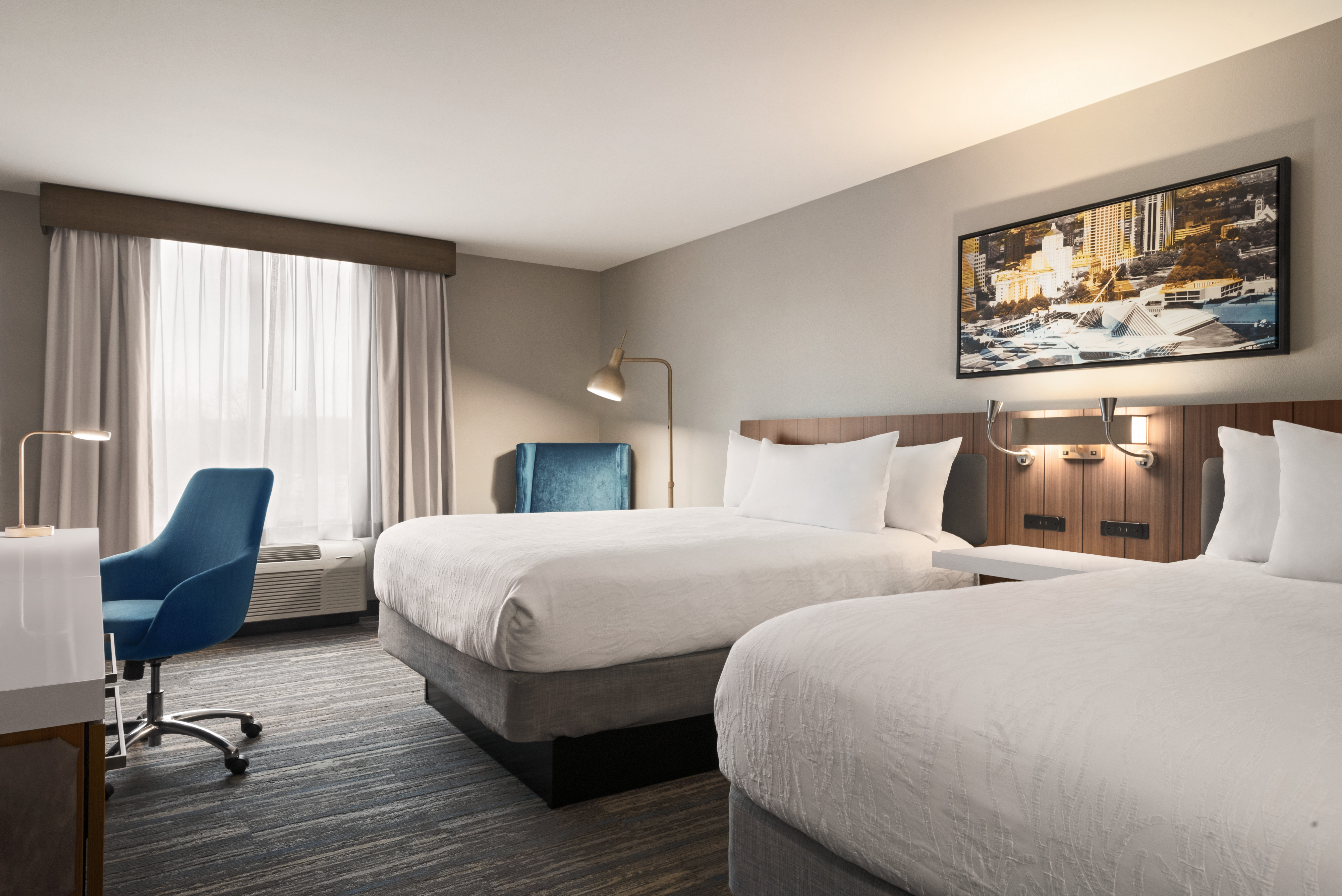 Hilton Garden Inn Milwaukee Brookfield Conference Center 2 Queen Guestroom