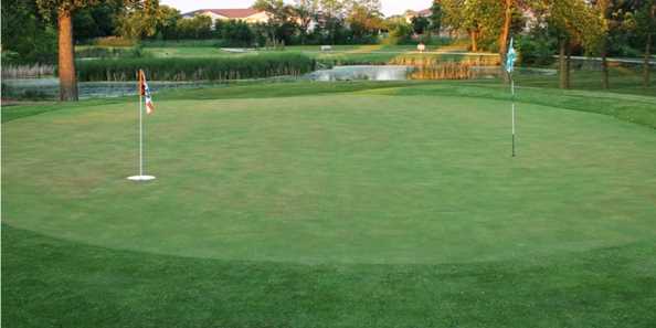 Bridgewood Golf Course - Beautiful nine hole course