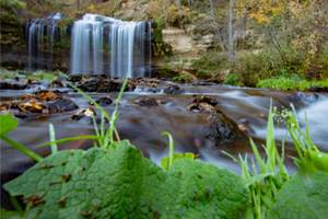 7 Easy Access Picnic Perfect Wisconsin Waterfalls (W - Spring)